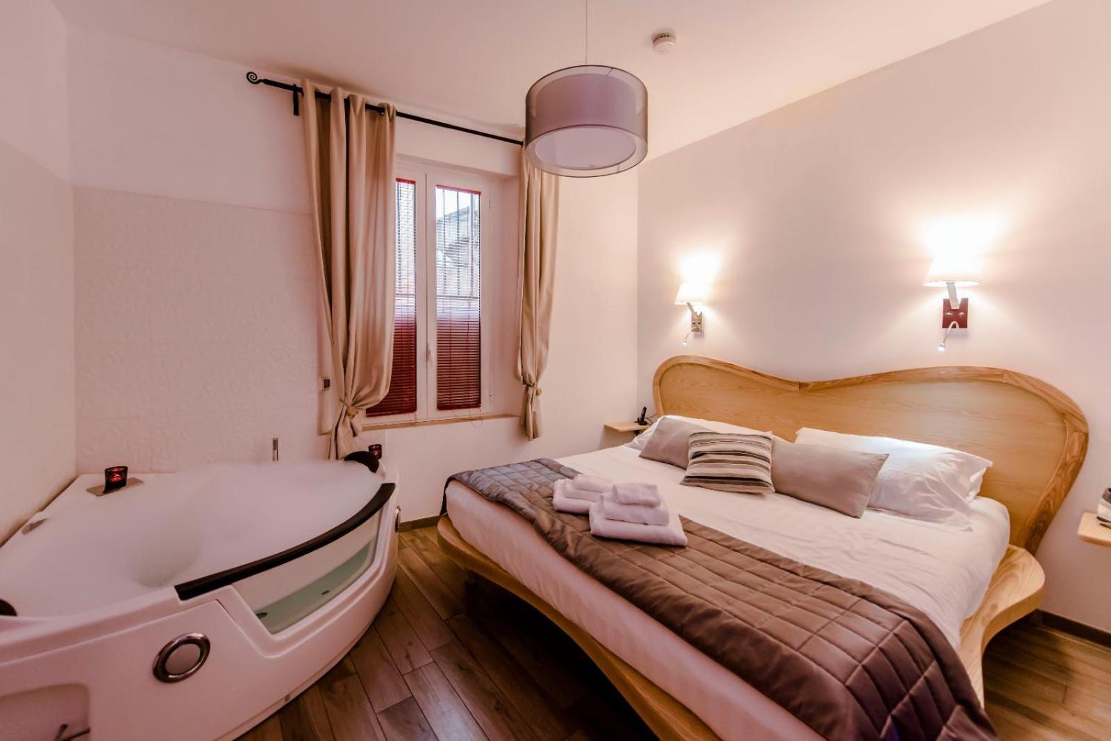 Flatinrome Trastevere Deluxe Rooms - Green Patio Екстериор снимка