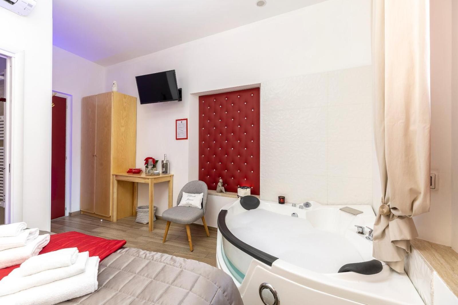 Flatinrome Trastevere Deluxe Rooms - Green Patio Екстериор снимка