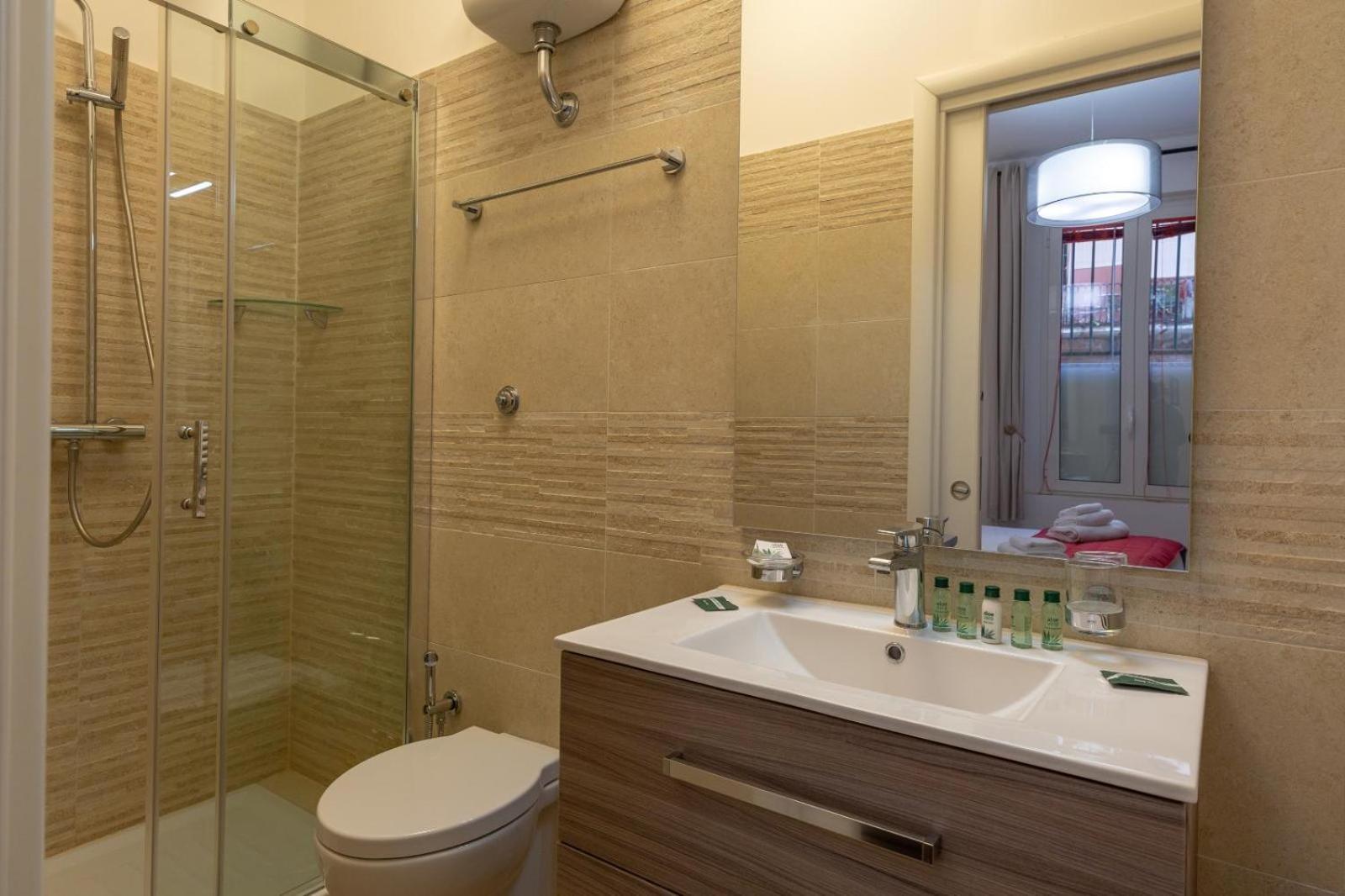 Flatinrome Trastevere Deluxe Rooms - Green Patio Екстериор снимка