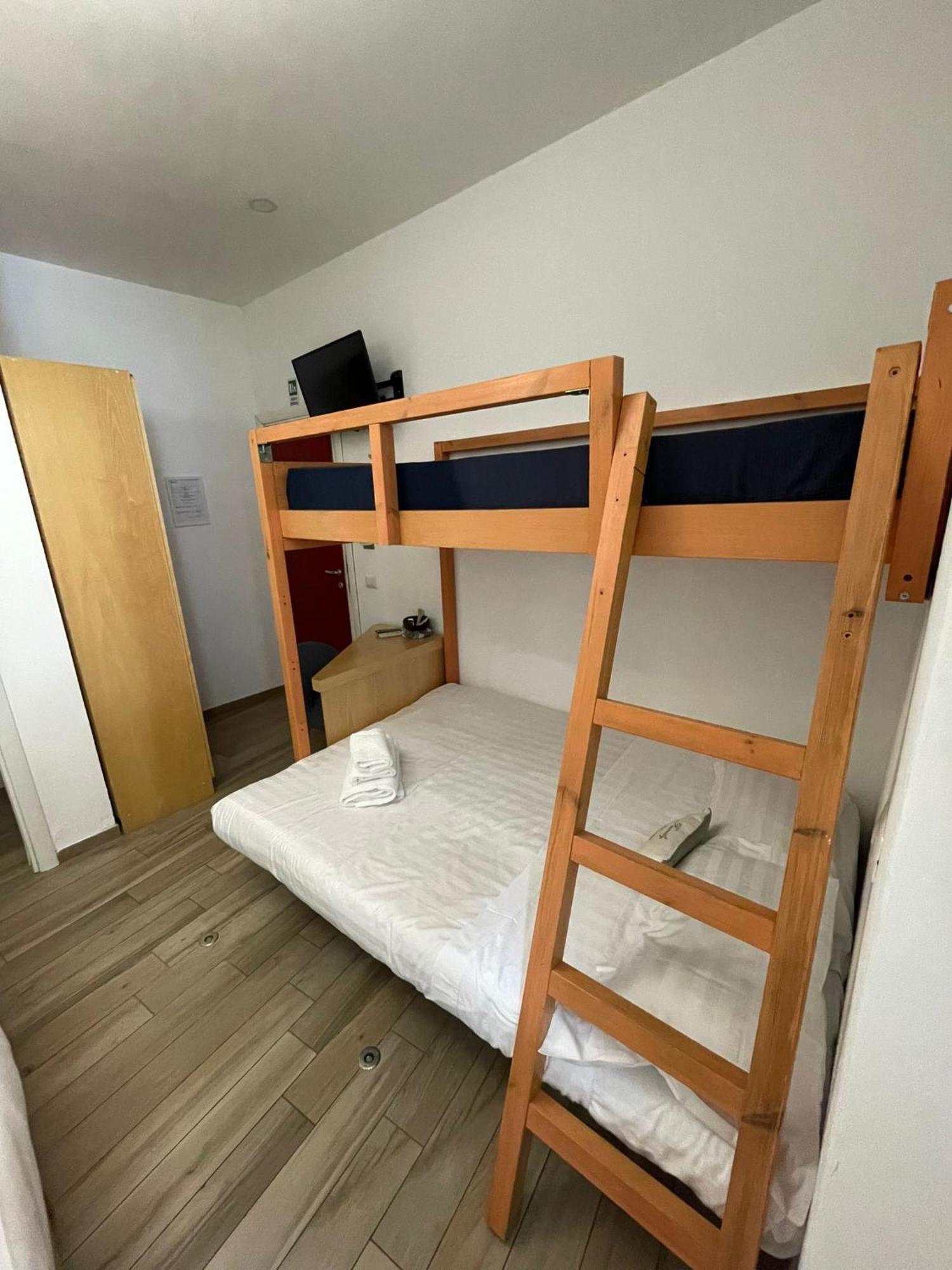 Flatinrome Trastevere Deluxe Rooms - Green Patio Екстериор снимка