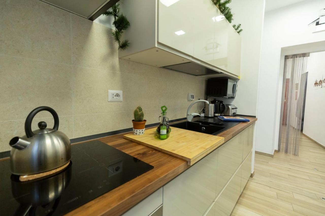 Flatinrome Trastevere Deluxe Rooms - Green Patio Екстериор снимка